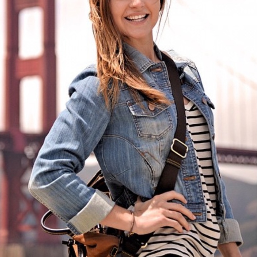 Small Cropped Jean Jacket - Picture 9 of 11